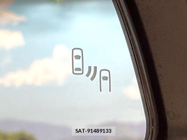 Toyota RAV4 2023-08 8881804-5