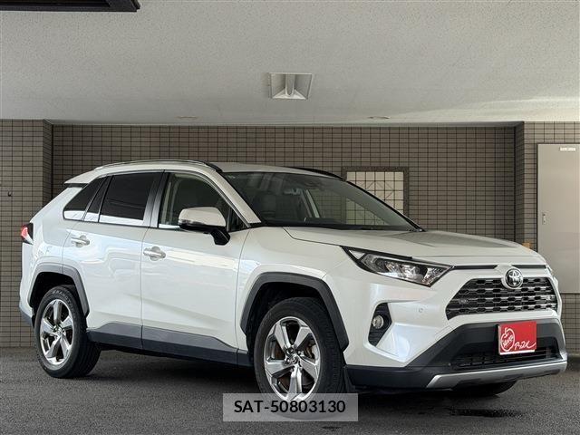 Toyota RAV4 2019-09 8881820-1