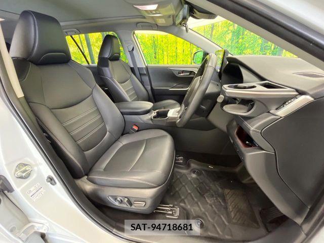 Toyota RAV4 2023-12 8881809-9