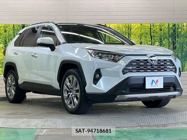 Toyota RAV4 2023-12 8881809-16