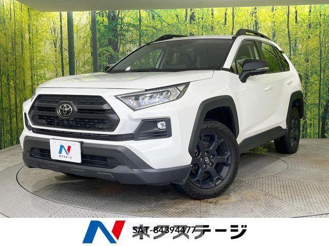 Toyota RAV4 2023-10 8881810-0