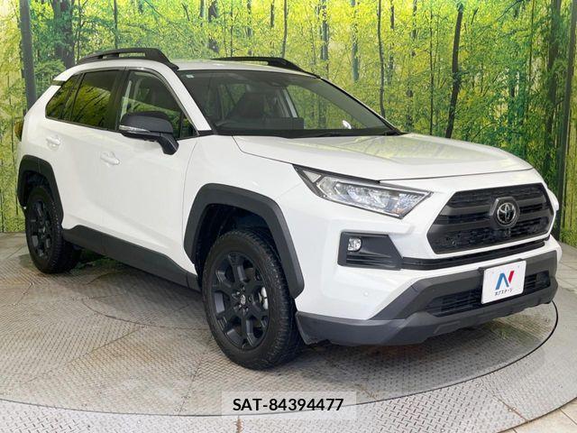 Toyota RAV4 2023-10 8881810-15