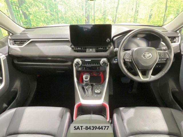 Toyota RAV4 2023-10 8881810-1