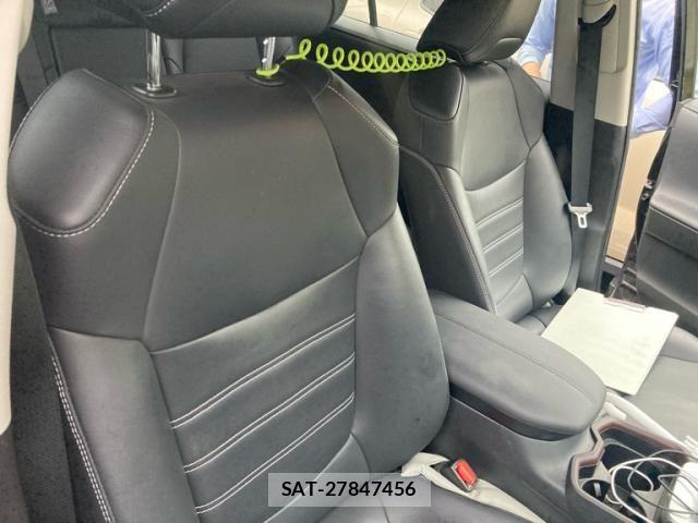Toyota RAV4 2020-03 8881824-15