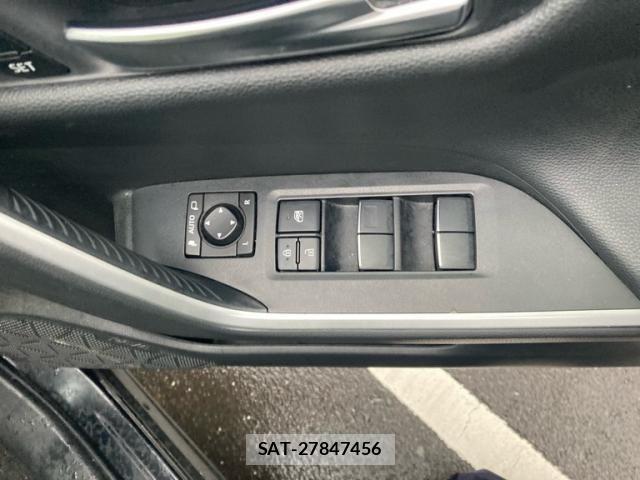 Toyota RAV4 2020-03 8881824-17
