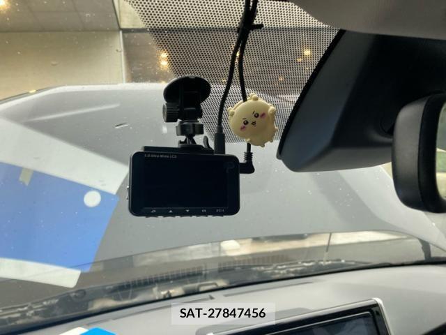 Toyota RAV4 2020-03 8881824-22