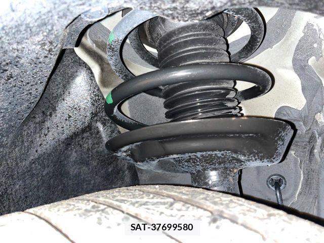 Toyota RAV4 2023-08 8881802-19