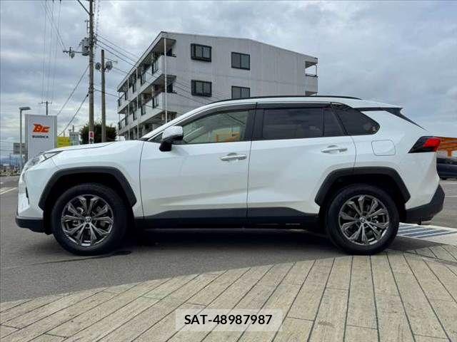 Toyota RAV4 2023-10 8881814-10