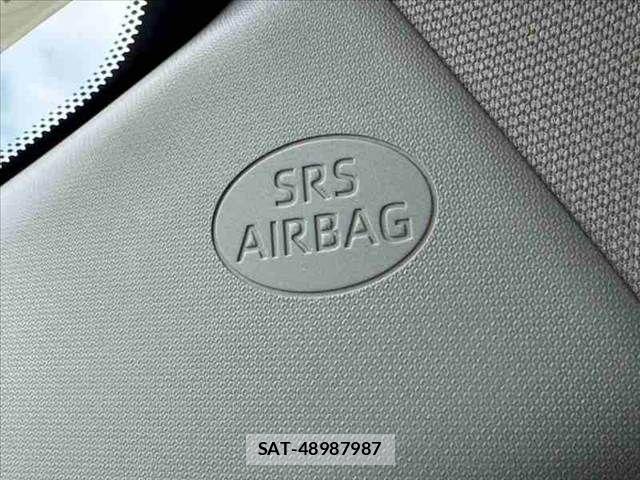 Toyota RAV4 2023-10 8881814-24