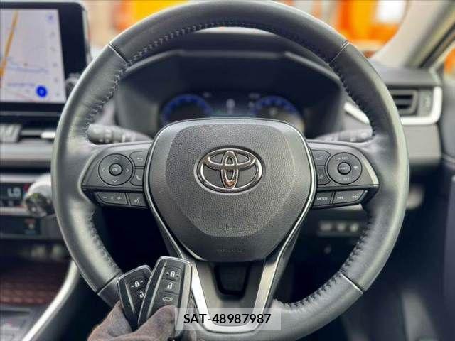 Toyota RAV4 2023-10 8881814-4