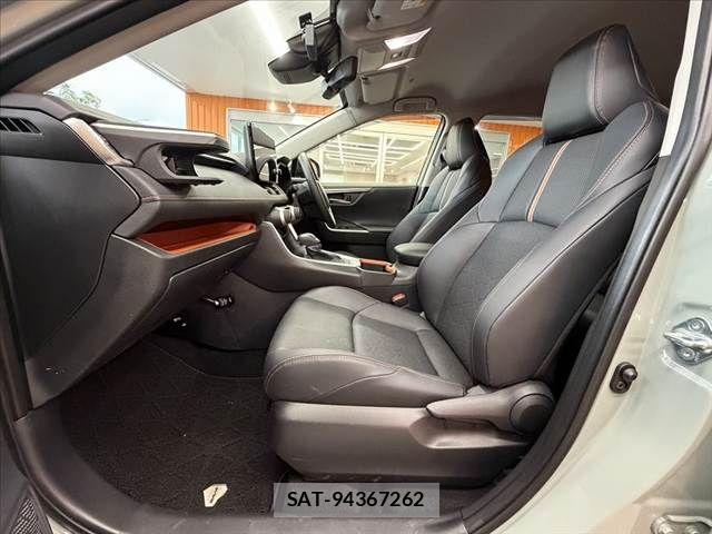 Toyota RAV4 2024-10 8881812-16