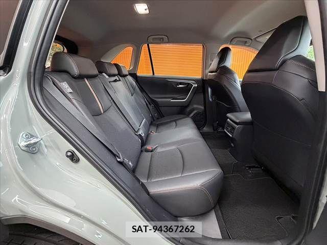 Toyota RAV4 2024-10 8881812-18