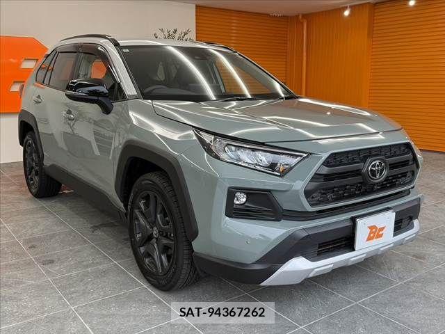 Toyota RAV4 2024-10 8881812-7