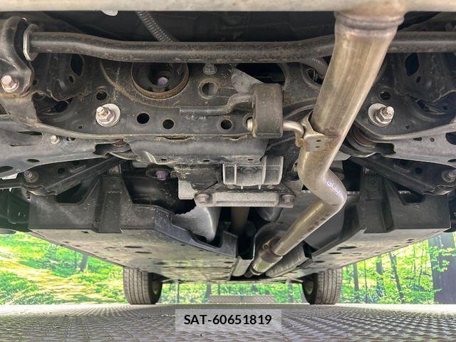 Toyota RAV4 2019-07 8881811-9