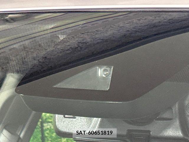 Toyota RAV4 2019-07 8881811-4