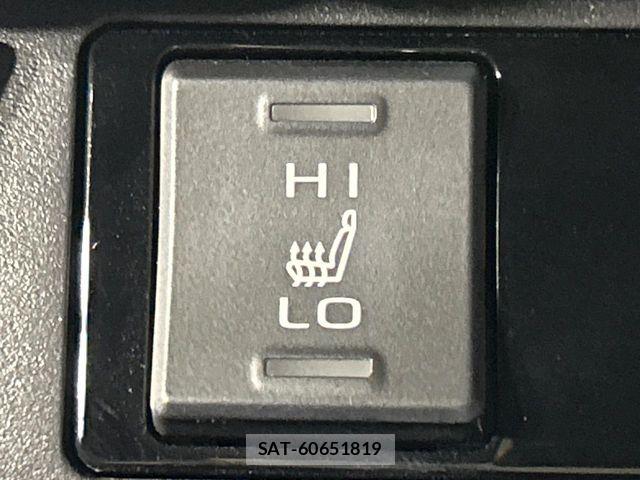 Toyota RAV4 2019-07 8881811-7