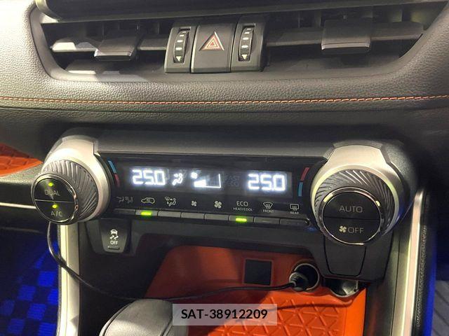 Toyota RAV4 2020-08 8881816-6
