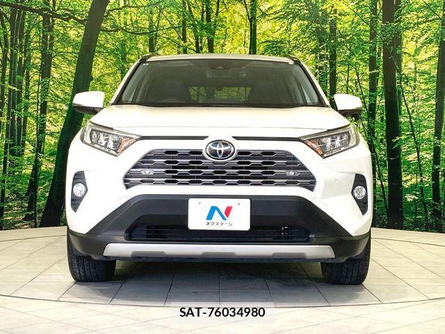 Toyota RAV4 2020-01 8884244-13