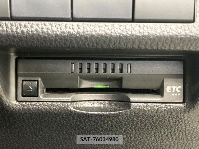 Toyota RAV4 2020-01 8884244-6