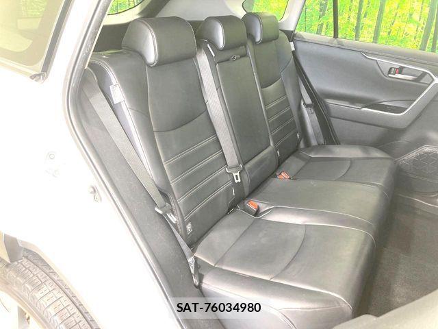 Toyota RAV4 2020-01 8884244-8