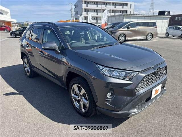 Toyota RAV4 2019-09 8884246-7