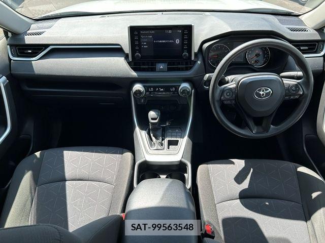 Toyota RAV4 2020-10 8884249-13