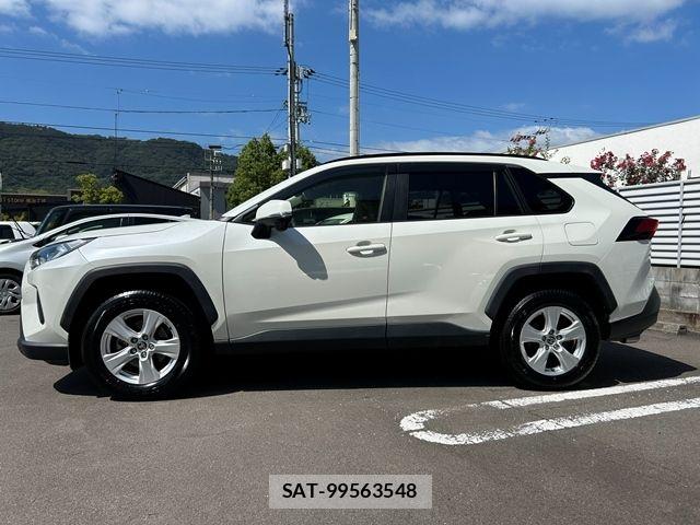 Toyota RAV4 2020-10 8884249-4