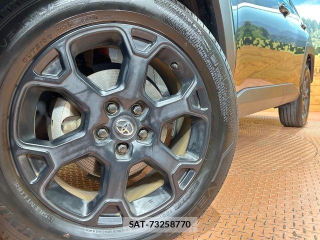 Toyota RAV4 2021-05 8884243-12