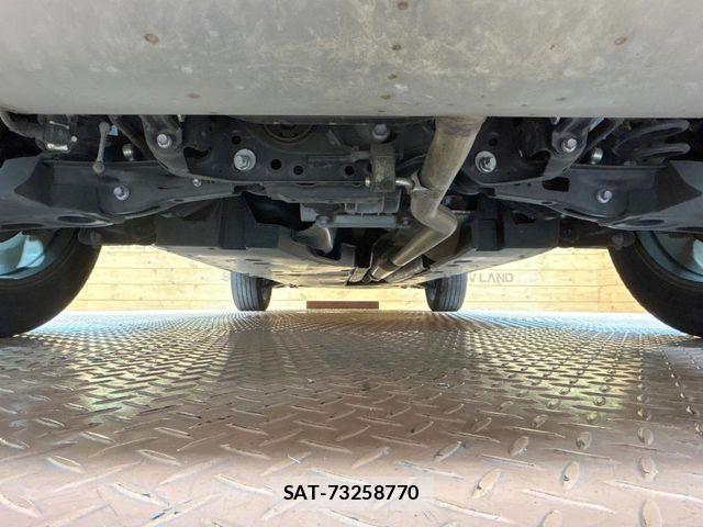 Toyota RAV4 2021-05 8884243-18