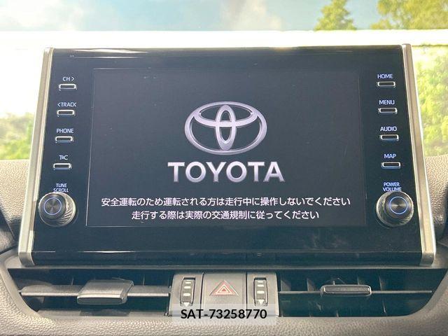 Toyota RAV4 2021-05 8884243-2