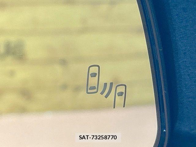 Toyota RAV4 2021-05 8884243-4