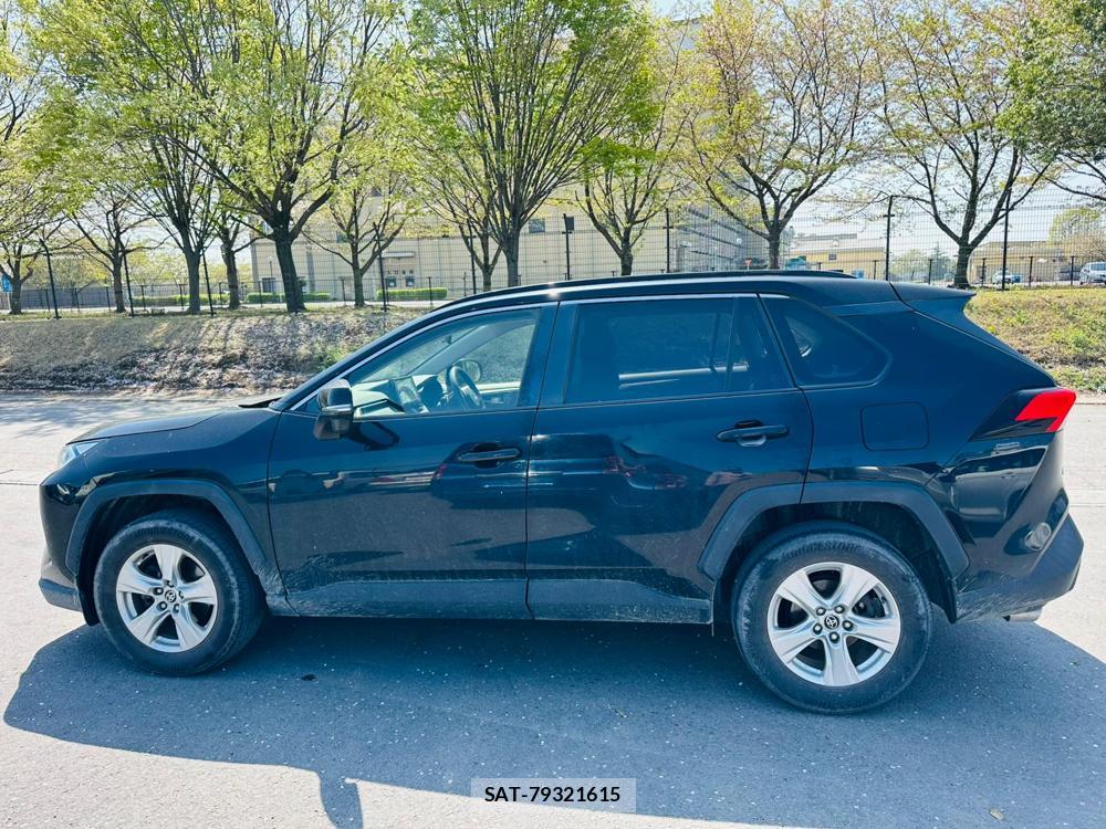 Toyota RAV4 2020-02 5359907-1