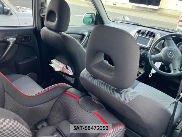 Toyota RAV4 2005-01 8037900-12