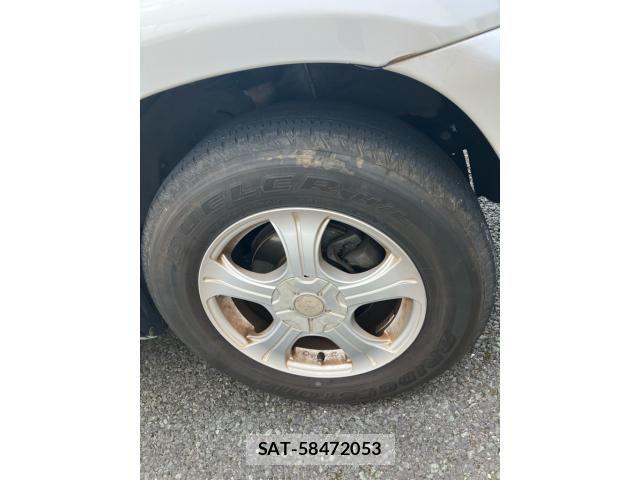 Toyota RAV4 2005-01 8037900-5