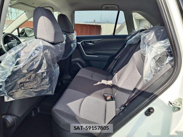 Toyota RAV4 2023-01 3385043-22