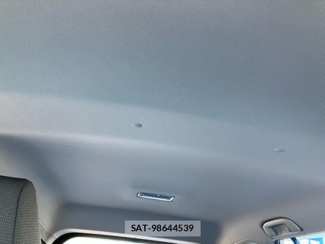 Toyota RAV4 2020-06 6218935-24