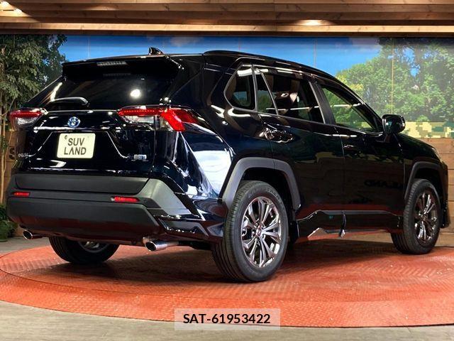Toyota RAV4 2023-06 6265708-16