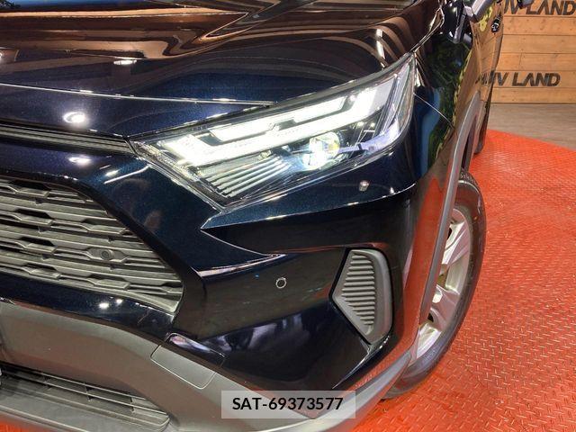 Toyota RAV4 2023-11 6816844-11