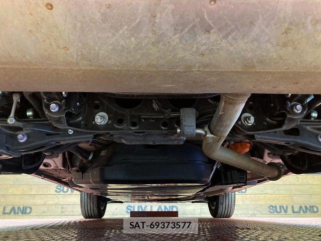 Toyota RAV4 2023-11 6816844-18