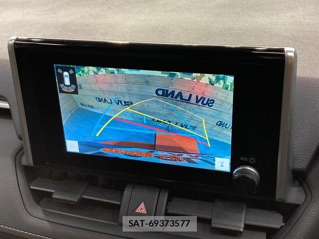 Toyota RAV4 2023-11 6816844-3