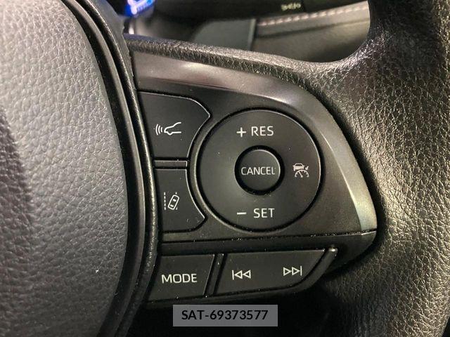 Toyota RAV4 2023-11 6816844-4
