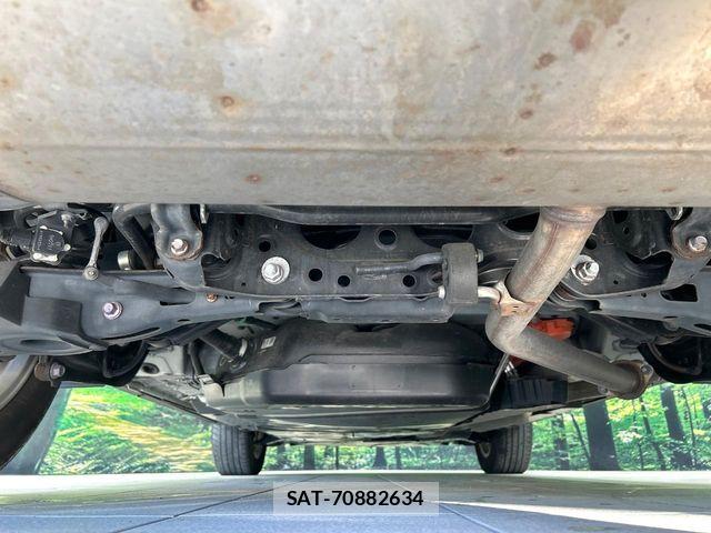 Toyota RAV4 2019-09 6911915-18