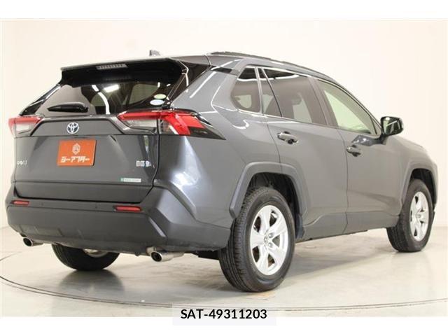 Toyota RAV4 2020-12 6997675-11