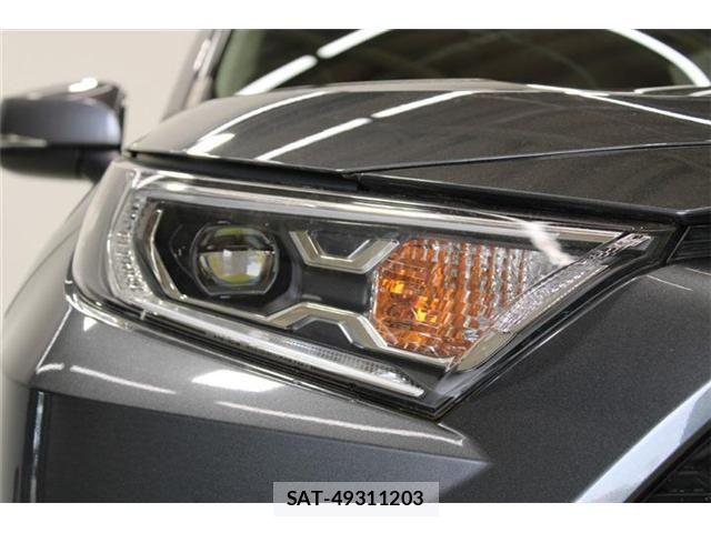 Toyota RAV4 2020-12 6997675-16