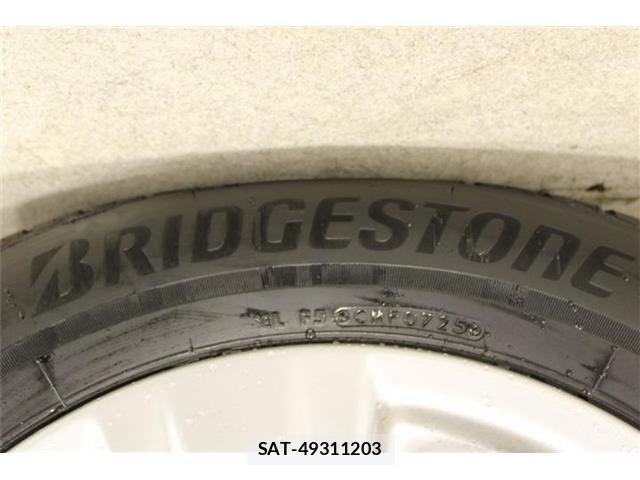 Toyota RAV4 2020-12 6997675-25