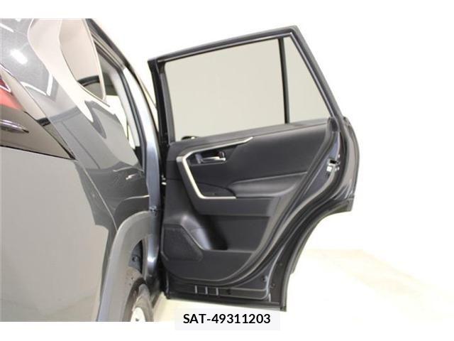 Toyota RAV4 2020-12 6997675-29