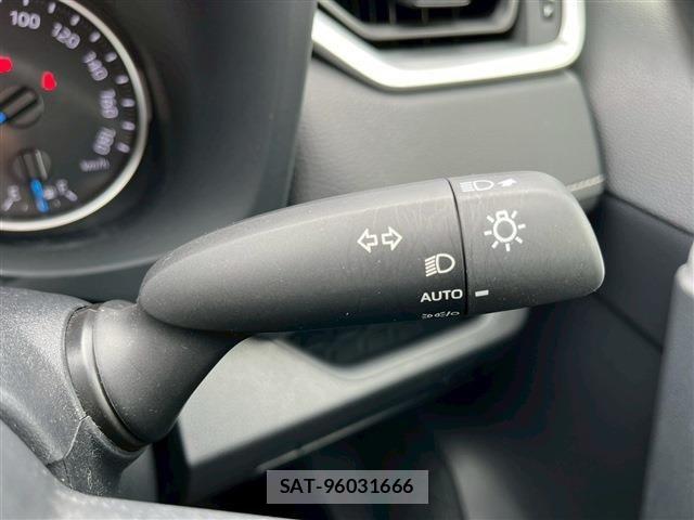 Toyota RAV4 2022-04 7060435-21