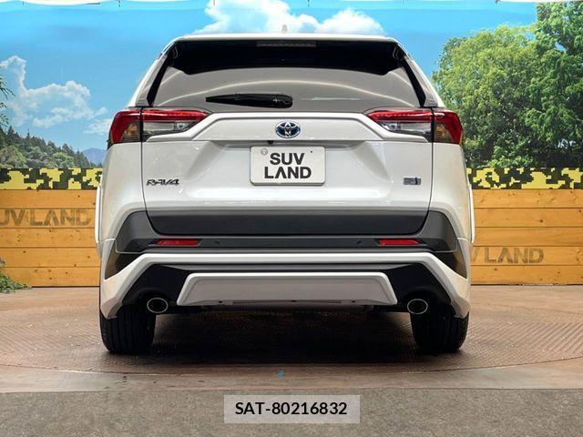 Toyota RAV4 2024-04 7272810-14