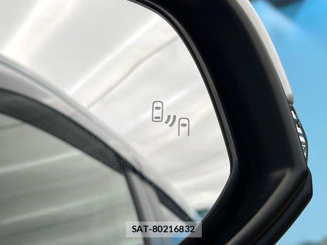 Toyota RAV4 2024-04 7272810-5