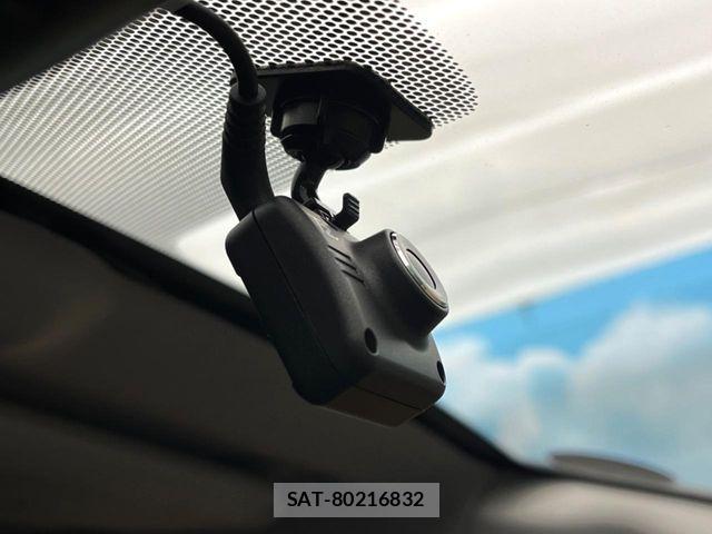 Toyota RAV4 2024-04 7272810-6